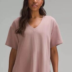 Lululemon ribbed softstreme Women's V-Neck Pink Top size 4